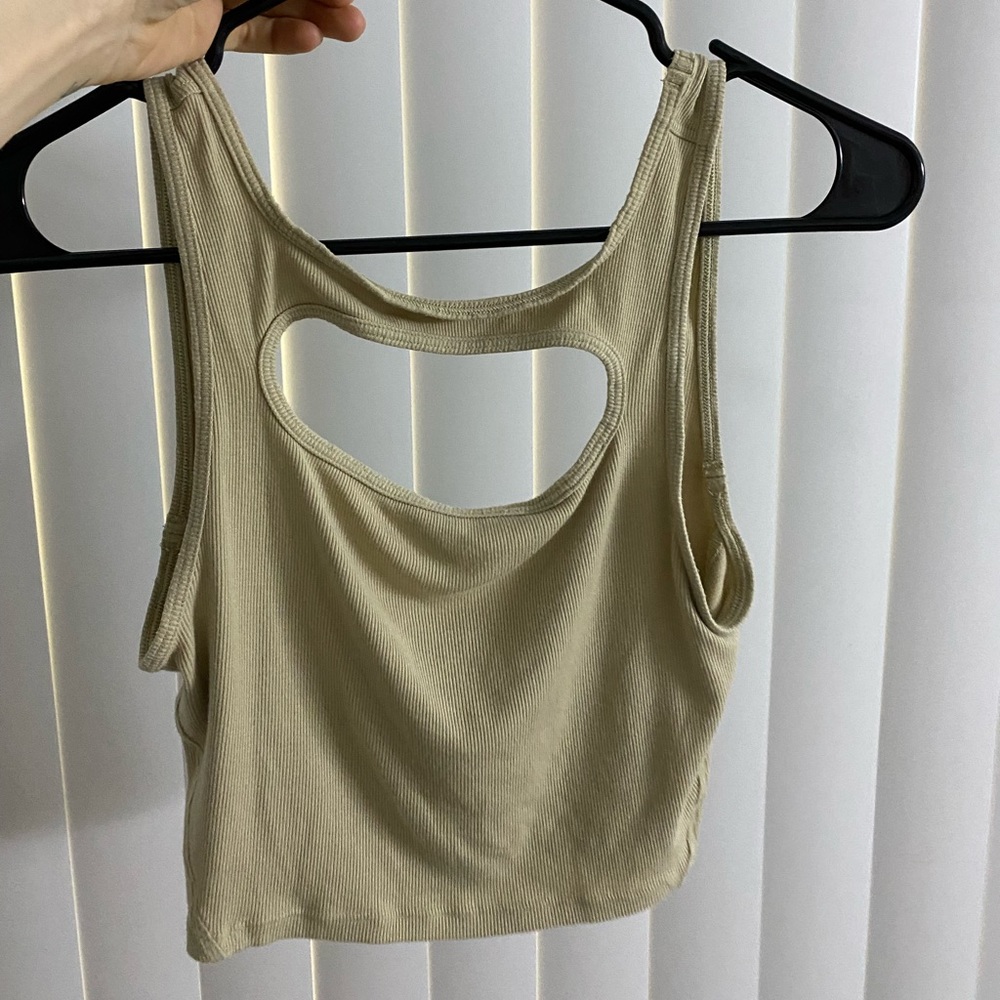 Lululemon LA Front Cut-Out Crop Tank Top